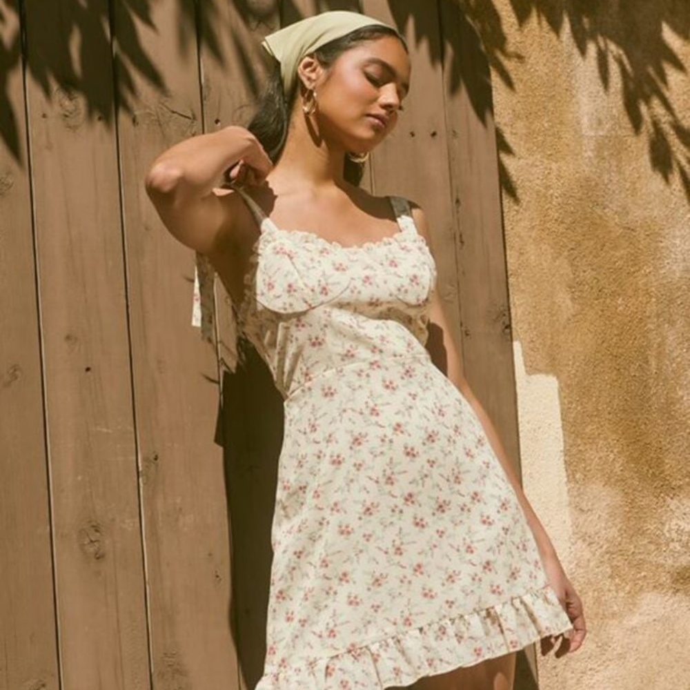 NWT floral dress!!